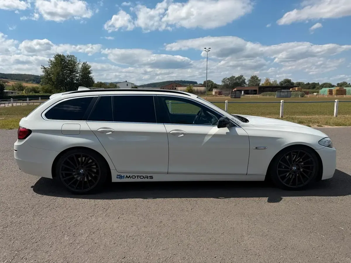 Gebraucht BMW 535 299 PS (219 kW) 2011 Weiß Kombi