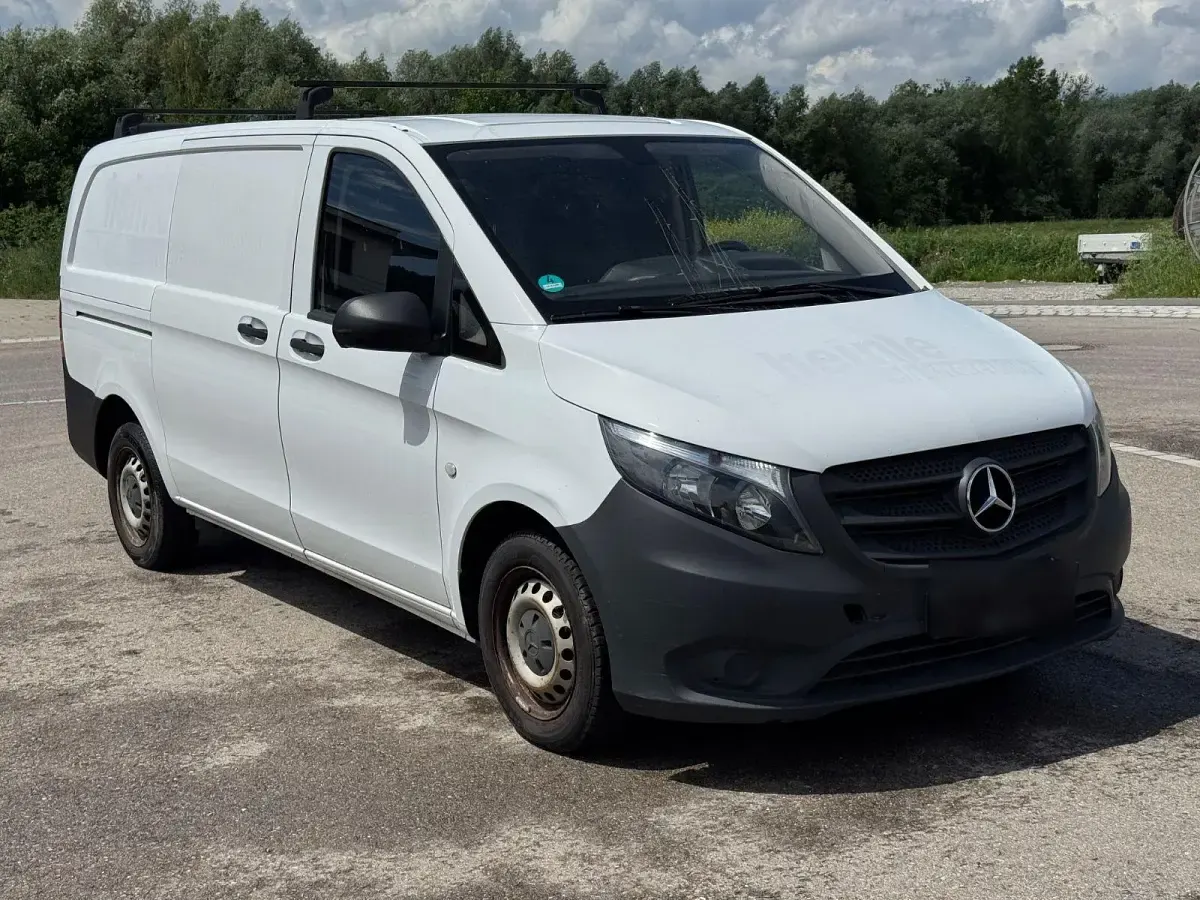 Gebraucht Mercedes Vito 88 PS (64 kW) 2017 Weiß Van