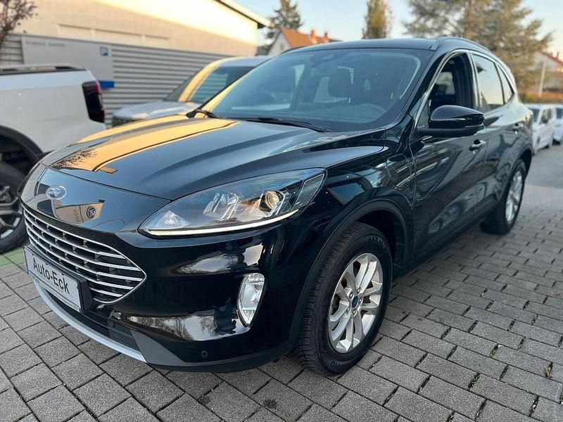 Gebraucht Ford Kuga Titanium 224 PS (164 kW) 2022 Schwarz SUV