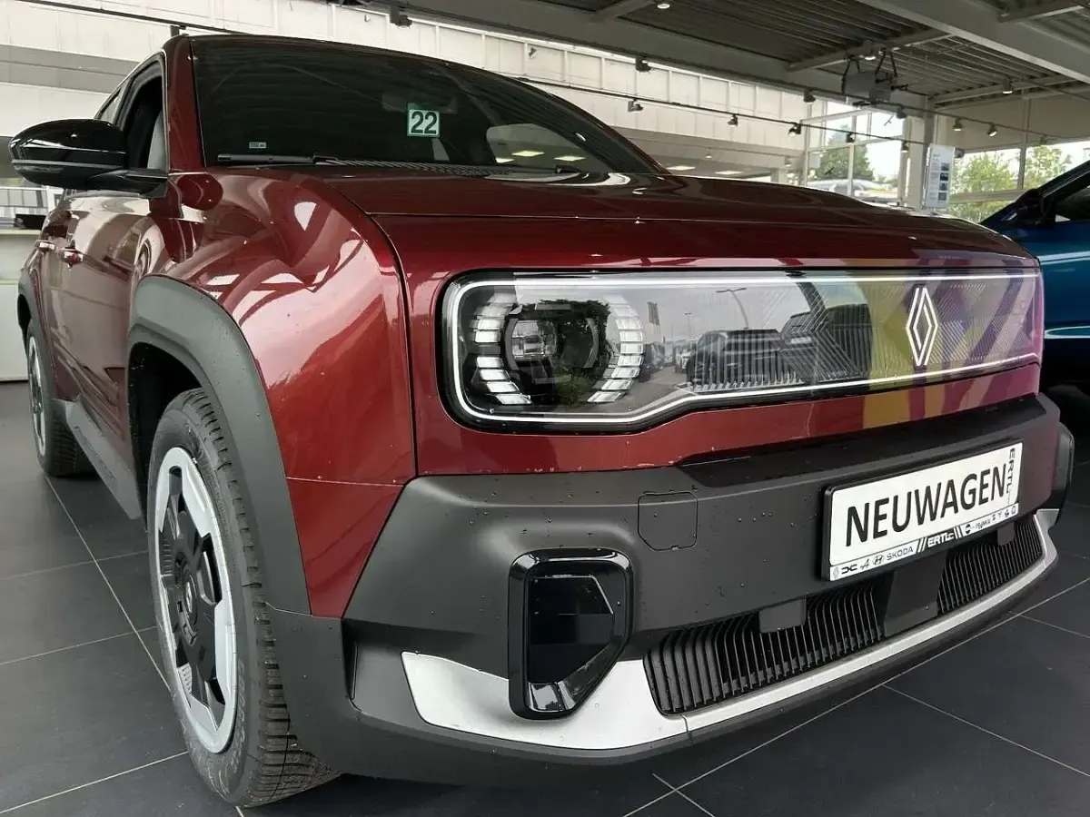 Brugt Renault 4 E-Tech Evolution 110 kW (150 HK) 2025 Rød SUV
