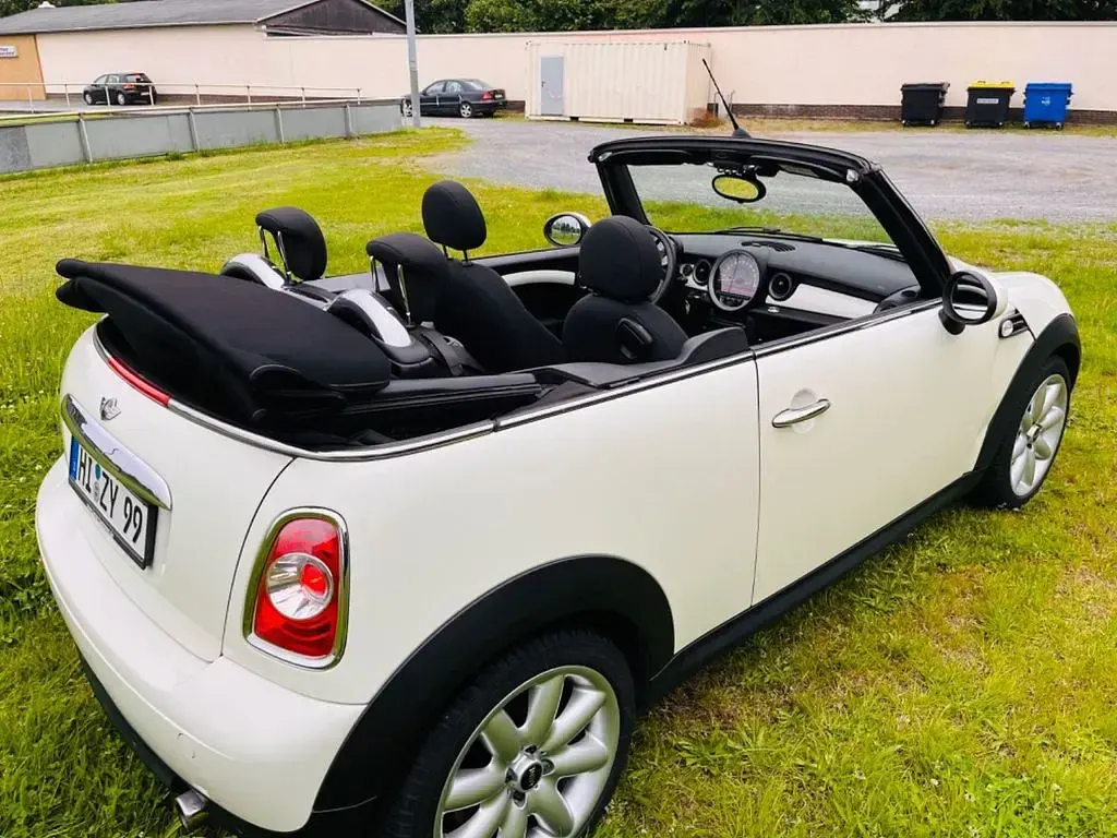 Gebraucht Mini One Cabriolet 98 PS (72 kW) 2014 Weiß Cabrio