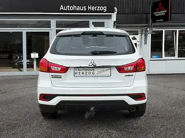 Gebraucht Mitsubishi ASX Active 117 PS (86 kW) 2019 Weiß SUV