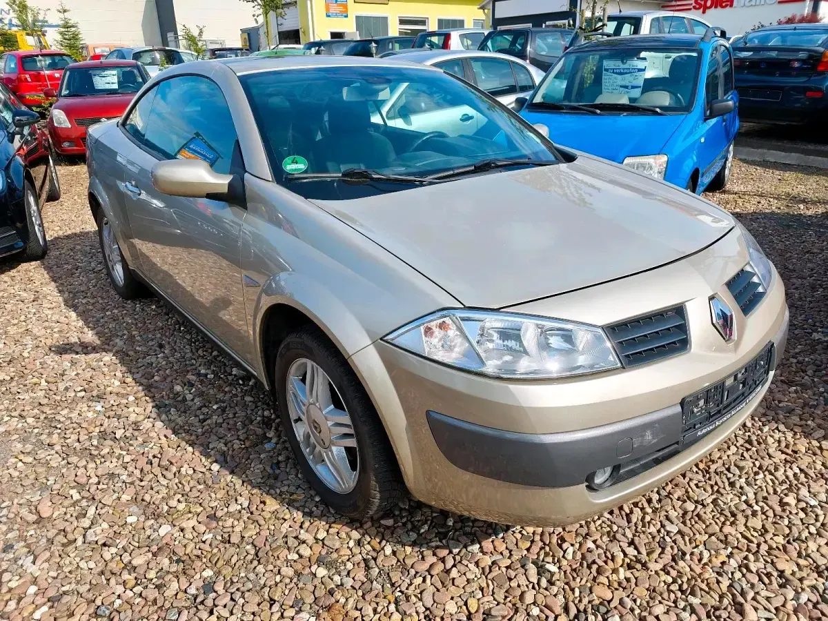 Gebraucht Renault Mégane Cabriolet 110 PS (80 kW) 2004 Gold Cabrio