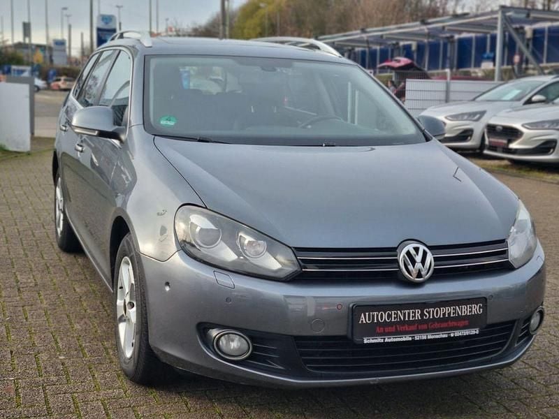 Grau Gebraucht 2011 VW Golf VI Highline Kleinwagen | 4.990 € (Guter Preis) - Bild 1/4