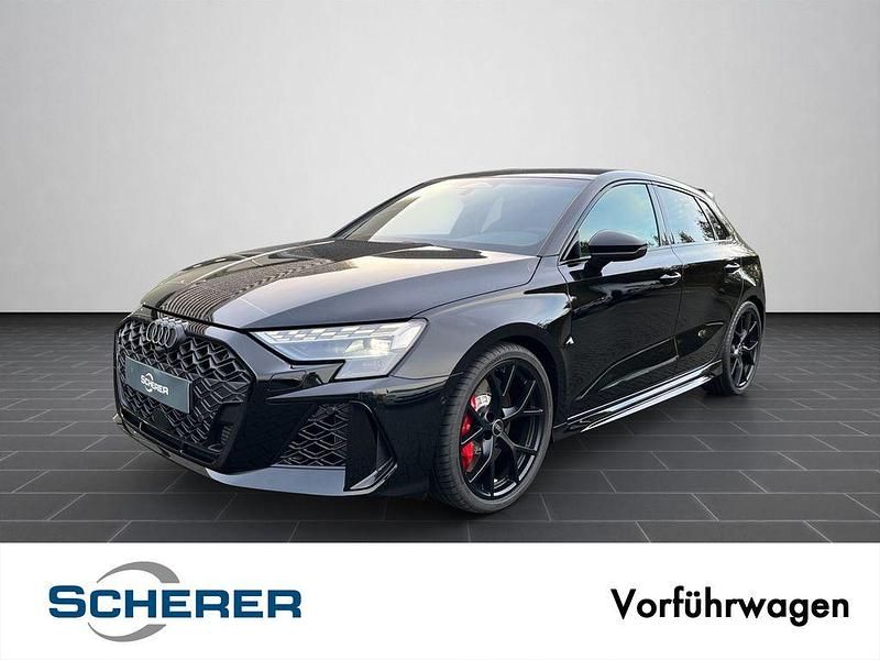 Schwarz Gebraucht 2025 Audi RS3 Sport Limousine | 65.160 € (Fairer Preis) - Bild 1/4