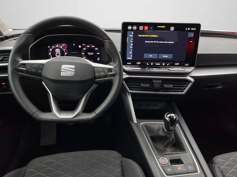 Gebraucht Seat Leon FR 150 PS (110 kW) 2025 Glacial weiß metallic (metallic) Limousine