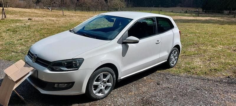 Gebraucht VW Polo 64 PS (47 kW) 2010 Weiß Kleinwagen