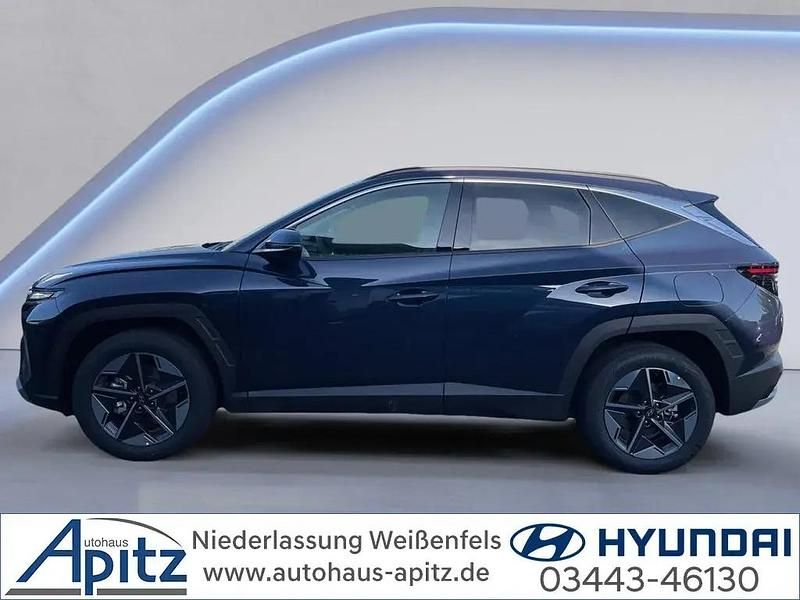 Neu Hyundai Tucson Style 160 PS (117 kW) 2025 Sailing blue SUV