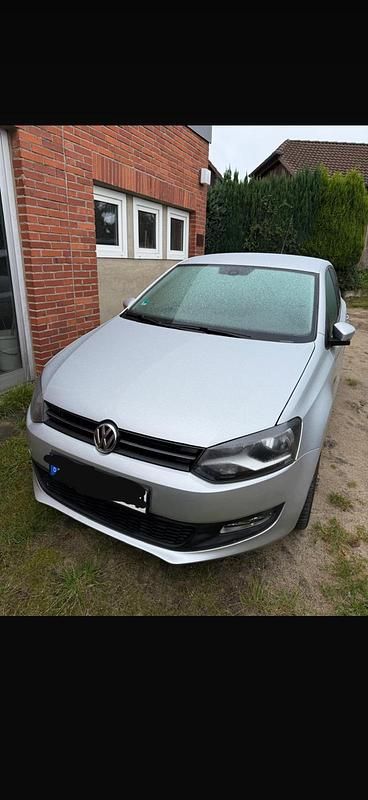 Gebraucht VW Polo 60 PS (44 kW) 2010 Silber Kleinwagen