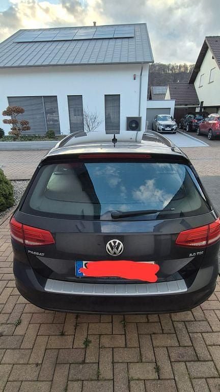 Gebraucht VW Passat Comfortline 150 PS (110 kW) 2017 Grau Kombi