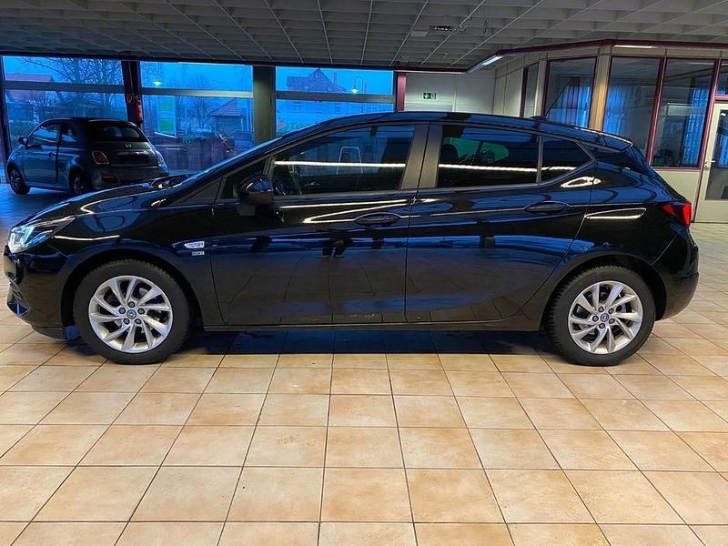 Gebraucht Opel Astra 110 PS (80 kW) 2020 Schwarz Limousine