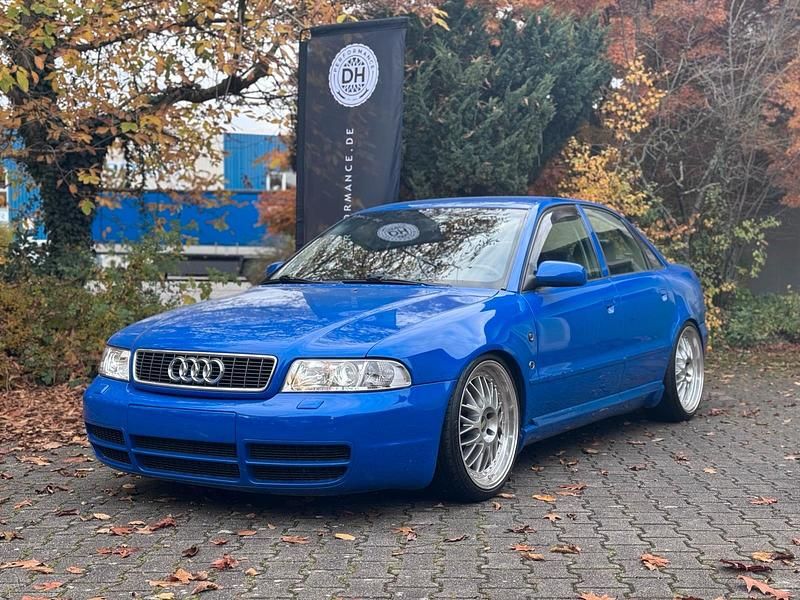 Blau Gebraucht 1997 Audi A4 Performance Limousine | 8.499 € - Bild 1/4
