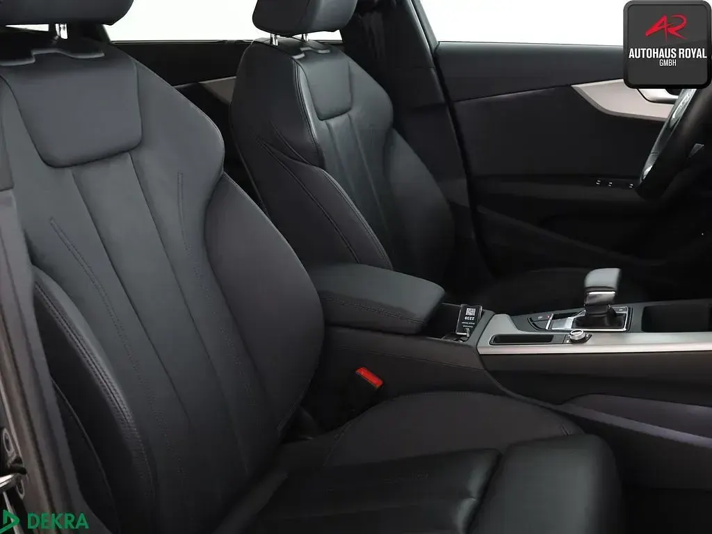 Gebraucht Audi A4 Ambiente 204 PS (150 kW) 2020 Mythosschwarz Limousine