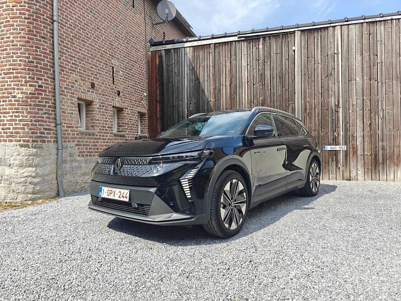 Gebraucht Renault Scenic E-Tech Techno 161 kW (220 PS) 2024 Schwarz SUV