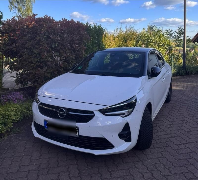 Weiß Gebraucht 2020 Opel Corsa GS Line Limousine | 9.900 € (Superpreis) - Bild 1/4