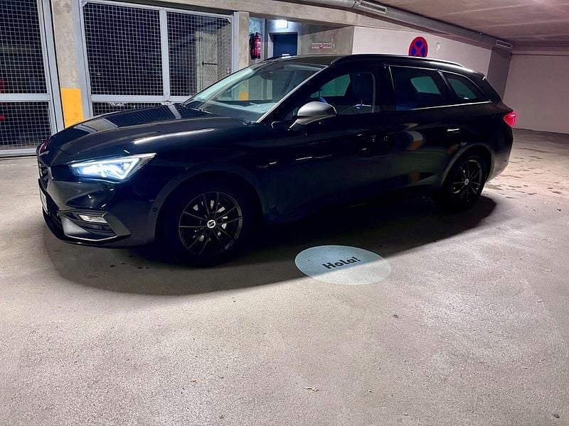 Schwarz Gebraucht 2020 Seat Leon FR Kombi | 15.890 € (Fairer Preis) - Bild 1/4