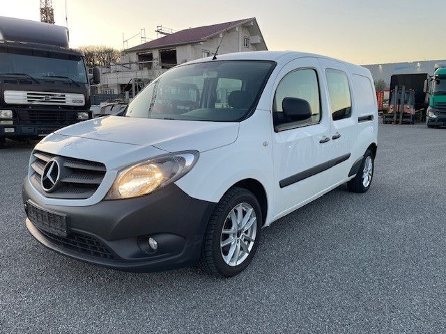 Weiß Gebraucht 2014 Mercedes Citan 111 Limousine | 4.950 € - Bild 1/4