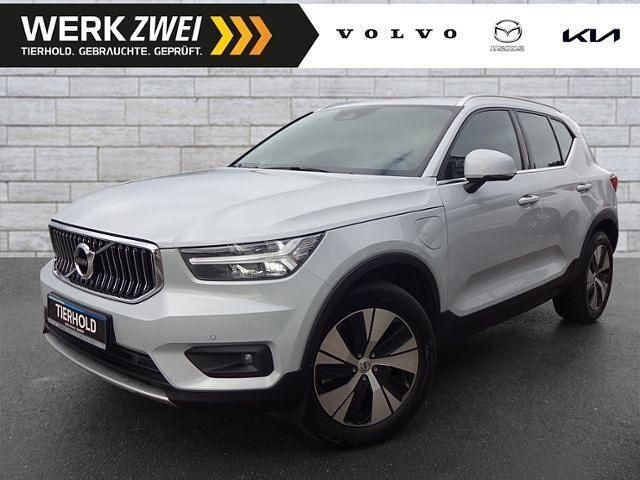 Glacier silver / metallic Gebraucht 2020 Volvo XC40 Inscription SUV | 31.490 € (Fairer Preis) - Bild 1/4