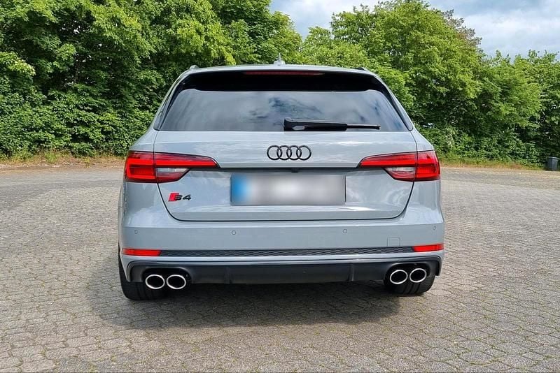 Gebraucht Audi S4 Ambiente 354 PS (260 kW) 2017 Grau Kombi