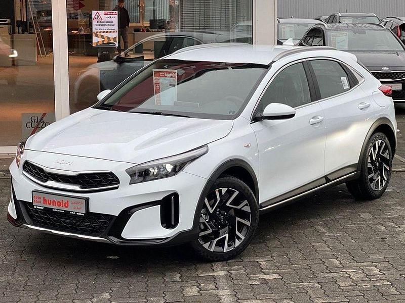 Gebraucht Kia XCeed Vision 140 PS (102 kW) 2024 Weiß SUV