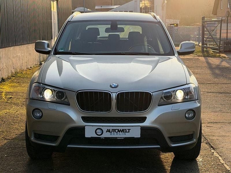 Gebraucht BMW X3 184 PS (135 kW) 2011 Gold SUV
