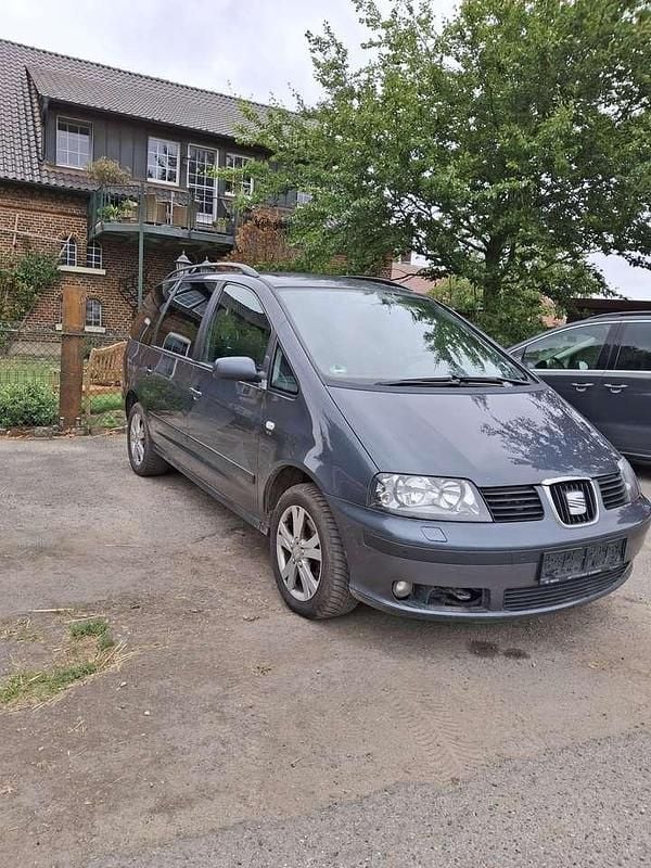 Gebraucht 2009 Seat Alhambra Ecomotive Van / Kleinbus | 4.500 € (Fairer Preis) - Bild 1/4