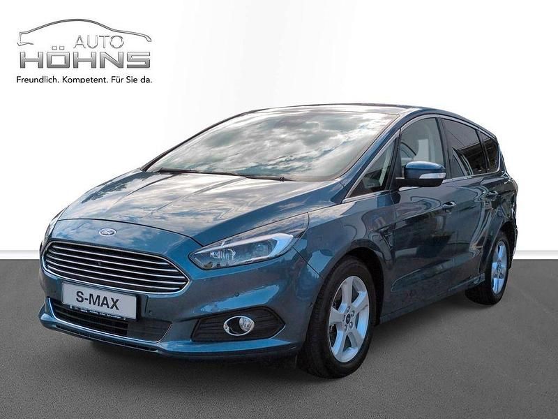 Blau Gebraucht 2019 Ford S-MAX Titanium Van / Kleinbus | 26.989 € (Teuer) - Bild 1/4