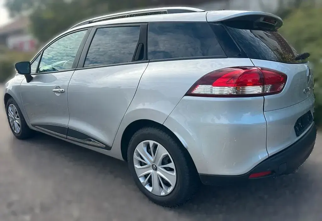 Gebraucht Renault Clio IV LIMITED 90 PS (66 kW) 2019 Silber Limousine