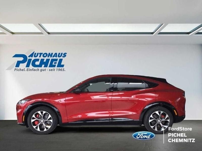 Gebraucht Ford Mustang Mach-E 197 kW (269 PS) 2022 Rot(metallic) SUV