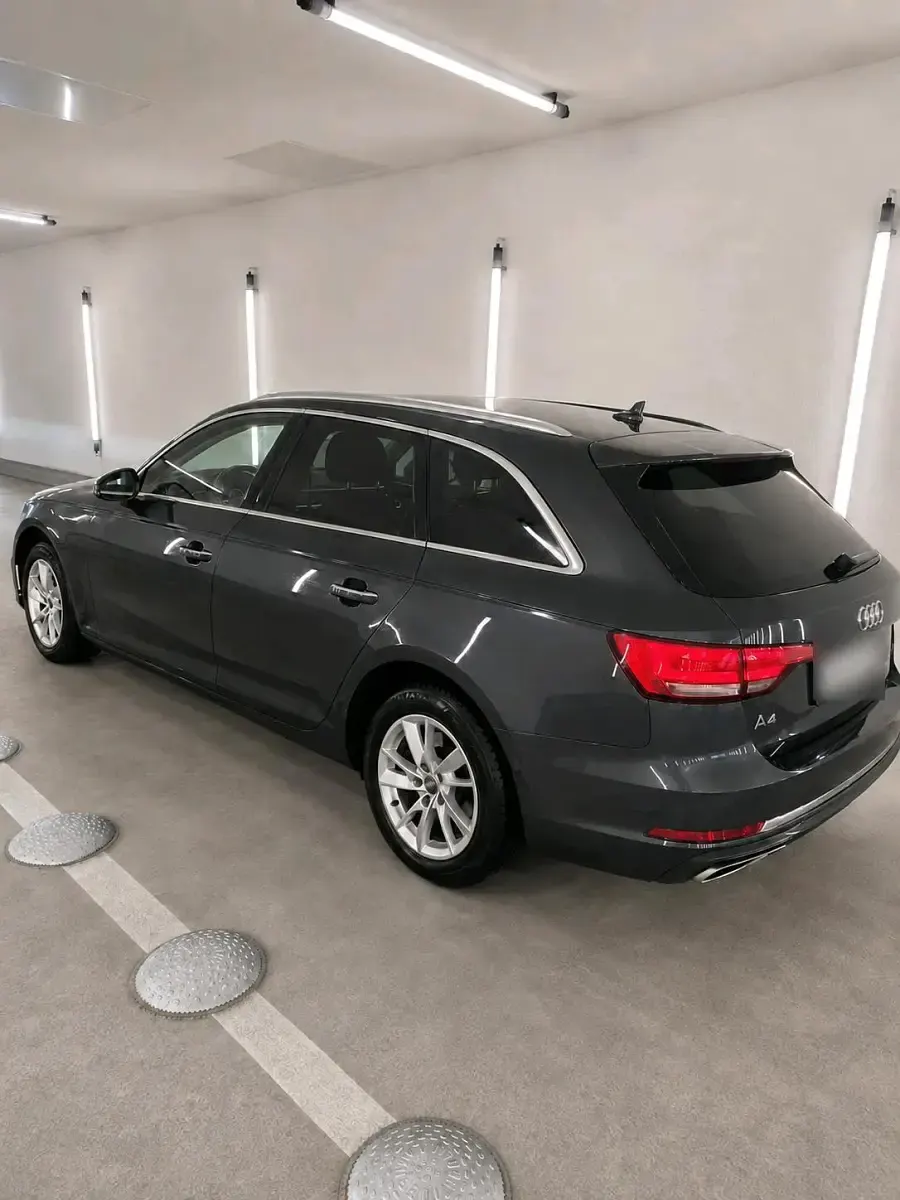 Gebraucht Audi A4 150 PS (110 kW) 2019 Silber Kombi