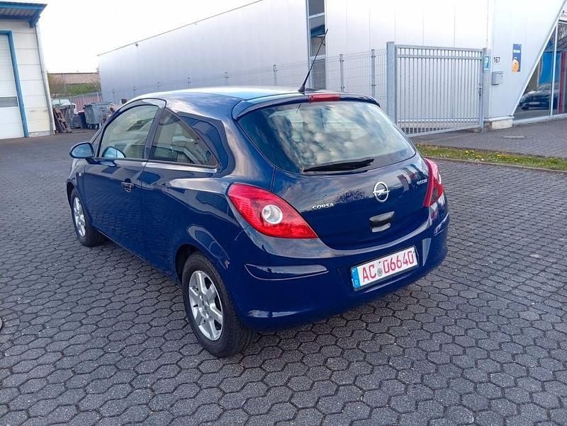 Gebraucht Opel Corsa Selection 69 PS (50 kW) 2011 Blau Kleinwagen