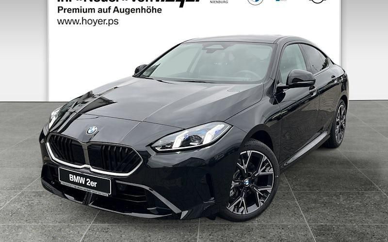 Neu BMW 220 Shadowline 170 PS (125 kW) 2025 Schwarz Coupé