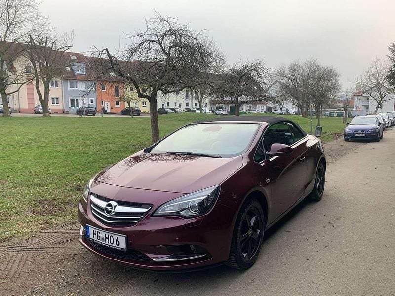 Rot Gebraucht 2013 Opel Cascada Cosmo Cabrio | 6.600 € (Fairer Preis) - Bild 1/4