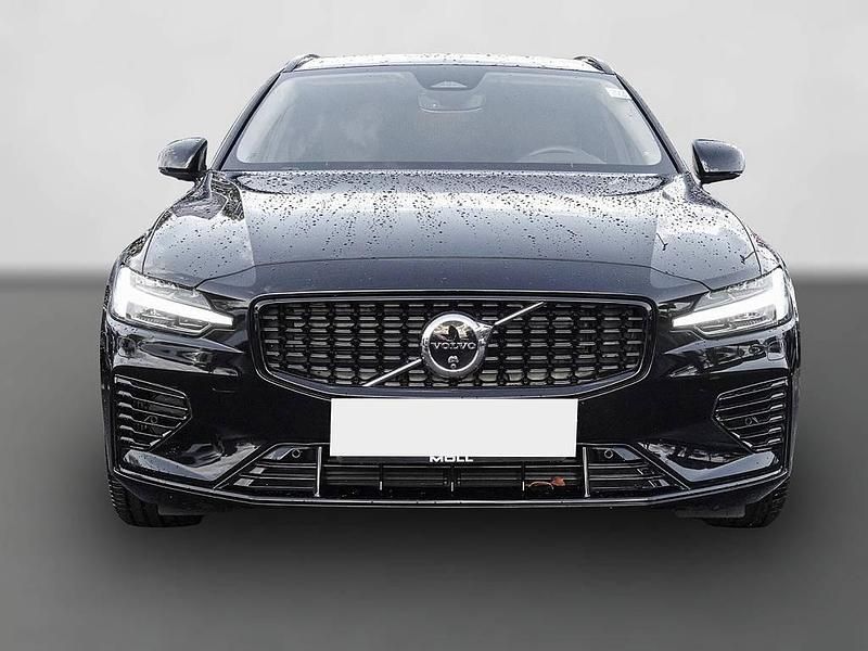 Gebraucht Volvo V60 Ultra 253 PS (186 kW) 2024 Schwarz Kombi