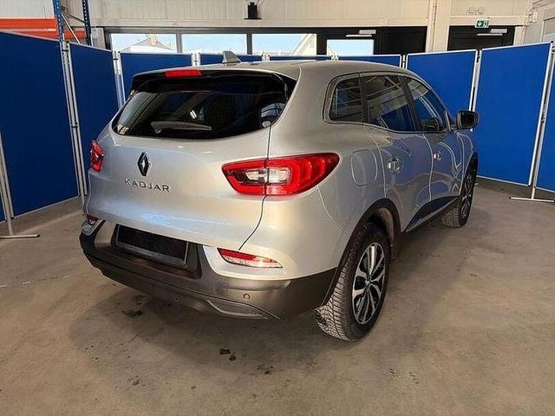 Gebraucht Renault Kadjar LIMITED 140 PS (102 kW) 2022 Grau SUV