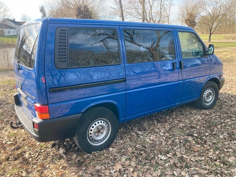 Gebraucht VW T4 102 PS (75 kW) 1999 Blau Van