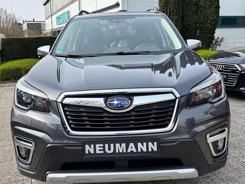 Gebraucht Subaru Forester Platinum 150 PS (110 kW) 2021 Magnetite gray (m) SUV