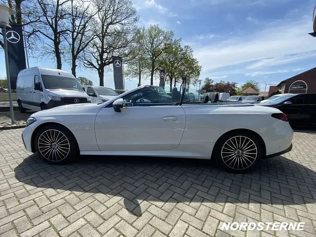 Gebraucht Mercedes CLE220 AMG 197 PS (144 kW) 2025 Unilack polarweiß Cabrio