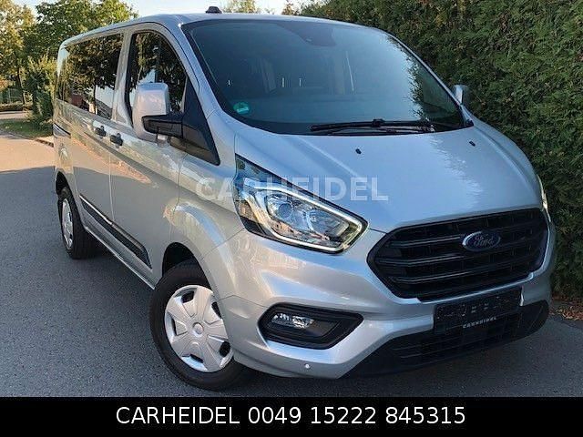 Gebraucht Ford Tourneo 185 PS (136 kW) 2021 Silber Kombi