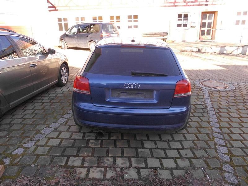 Gebraucht Audi A3 S-Line 102 PS (75 kW) 2003 Blau Kleinwagen
