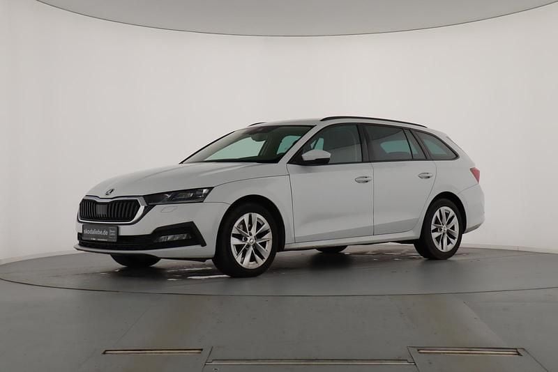 Weiß Gebraucht 2020 Skoda Octavia Kombi | 13.489 € (Superpreis) - Bild 1/4