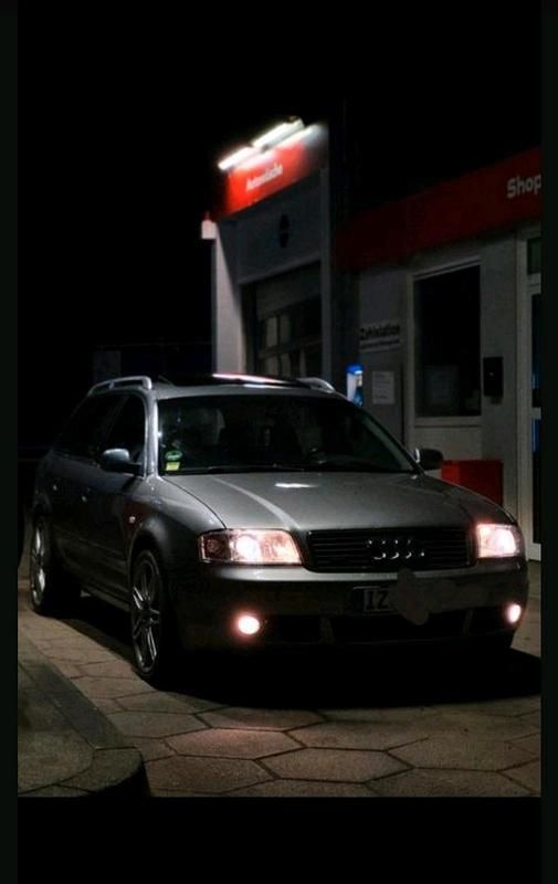 Silber Gebraucht 1998 Audi A6 Kombi | 2.500 € (Fairer Preis) - Bild 1/4