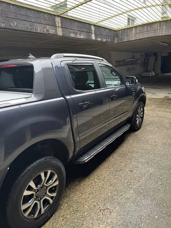 Gebraucht Ford T 212 PS (155 kW) 2021 Grau SUV