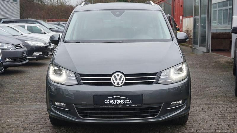 Gebraucht VW Sharan Highline 184 PS (135 kW) 2017 Grau Van / Kleinbus