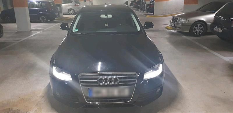 Gebraucht Audi A4 Ambiente 170 PS (125 kW) 2009 Schwarz Kombi