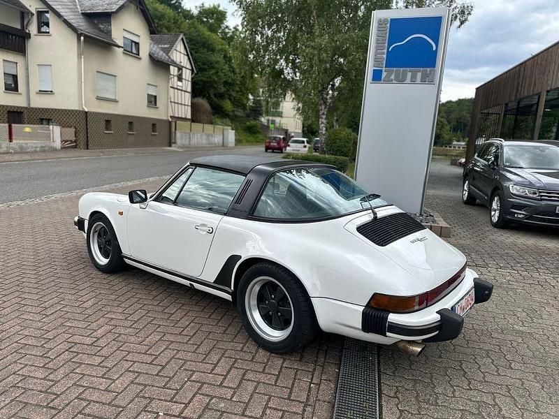Gebraucht Porsche 911SC 204 PS (150 kW) 1983 Weiß Cabrio