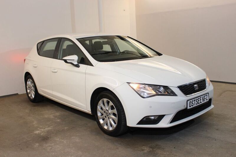 Weiß Gebraucht 2018 Seat Leon Style Limousine | 7.990 € (Guter Preis) - Bild 1/4