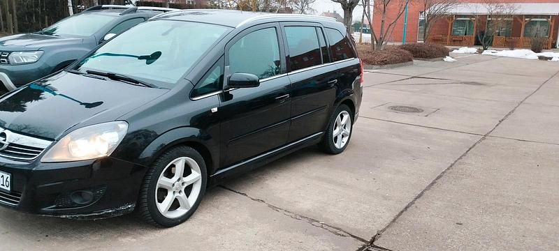 Gebraucht Opel Zafira 2009 Schwarz Van / Kleinbus
