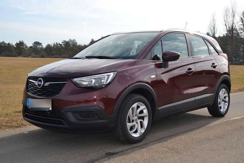 Braun Gebraucht 2017 Opel Crossland X SUV | 12.490 € (Superpreis) - Bild 1/4