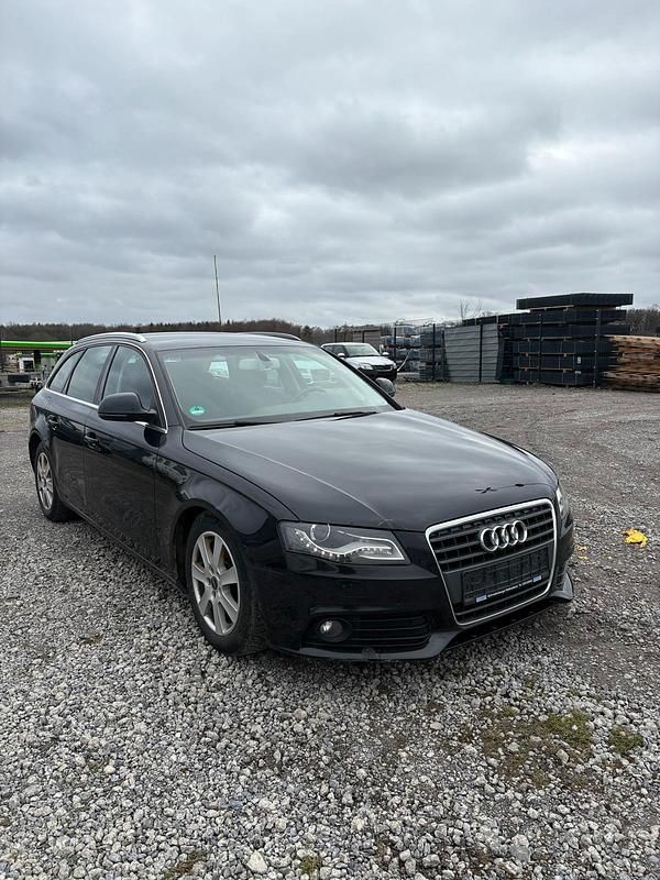 Gebraucht Audi A4 143 PS (105 kW) 2009 Schwarz Kombi